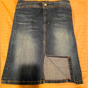 7 for all mankind denim skirt. Great condition!